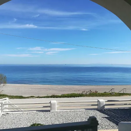 Vagelis Apartment Mourteri